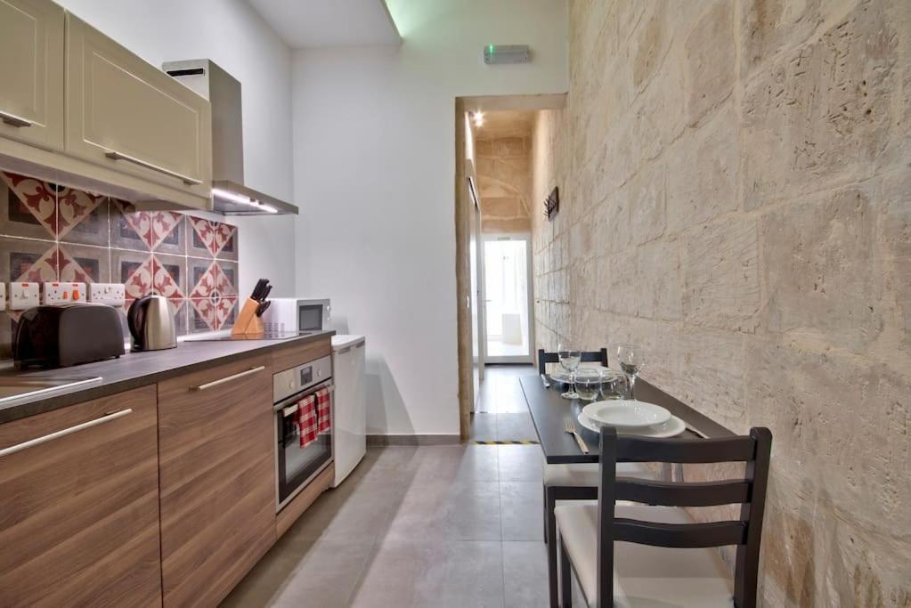 Vallettastay Old Lodge Apartment 4 Экстерьер фото